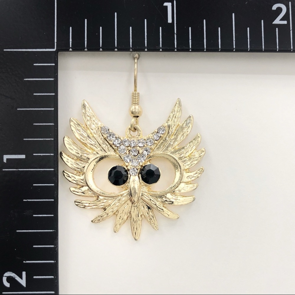 🌼 Owl Face Feathers Unique Gold Tone Dangle Earrings - Picture 2 of 2